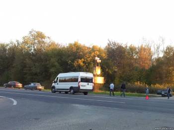 Вечернее маршрутное такси №241 угодило в ДТП на выезде из мк-на Черемушки