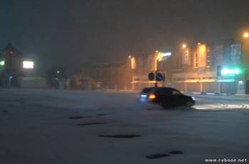 На момент 4-х часов утра на улицах Рыбного снегоуборочной техники не обнаружено