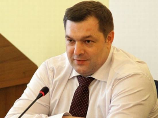 Виталий Артёмов написал заявление об уходе