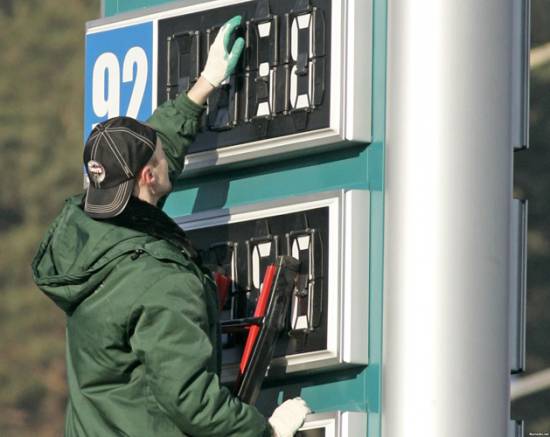 Бензин в Рязанской области подешевел еще на 45 копеек