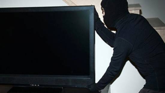 Жителя Рыбного арестовали за кражу телевизора со взломом
