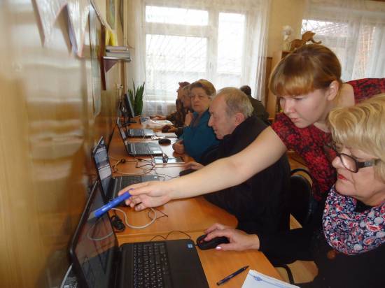 Рыбновских пенсионеров обучат компьютерной грамоте