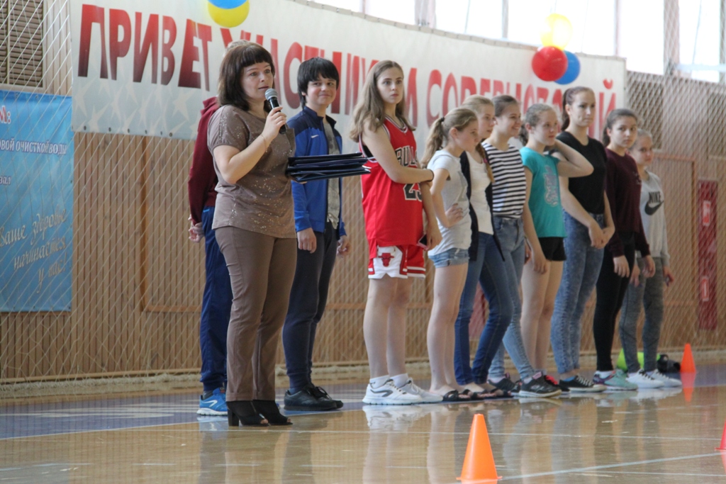 В ФСК «Звезда» состоялся спортивный праздник «Здравствуй, лето!»
