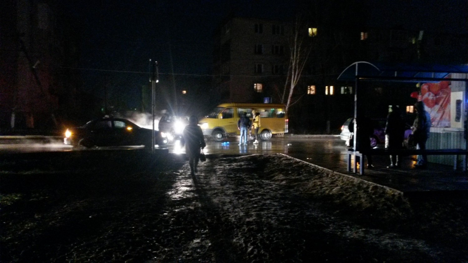 Из-за плохого освещения в Рыбном сбили женщину на пешеходном переходе