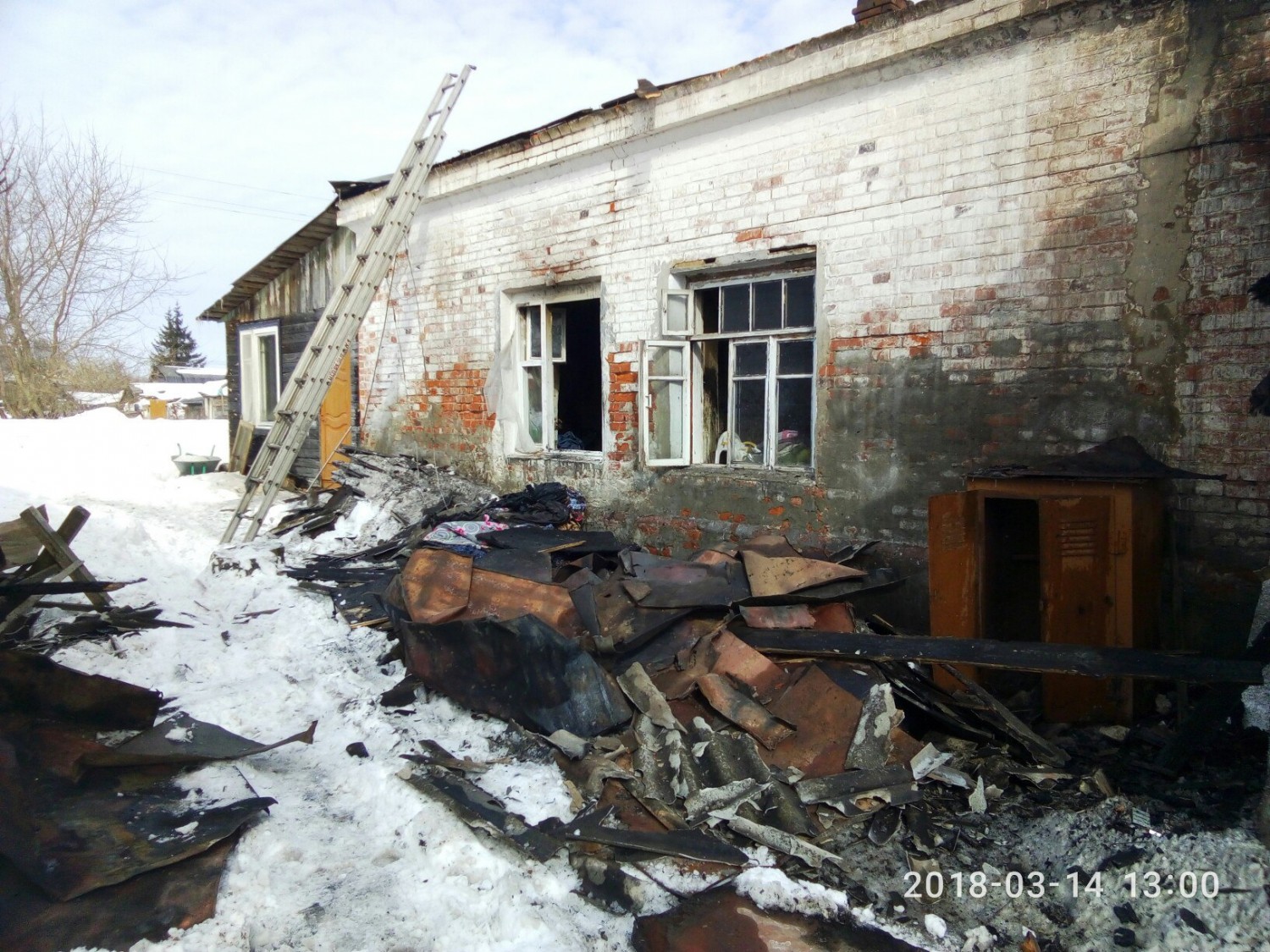 В Костино сгорел жилой многоквартирный дом