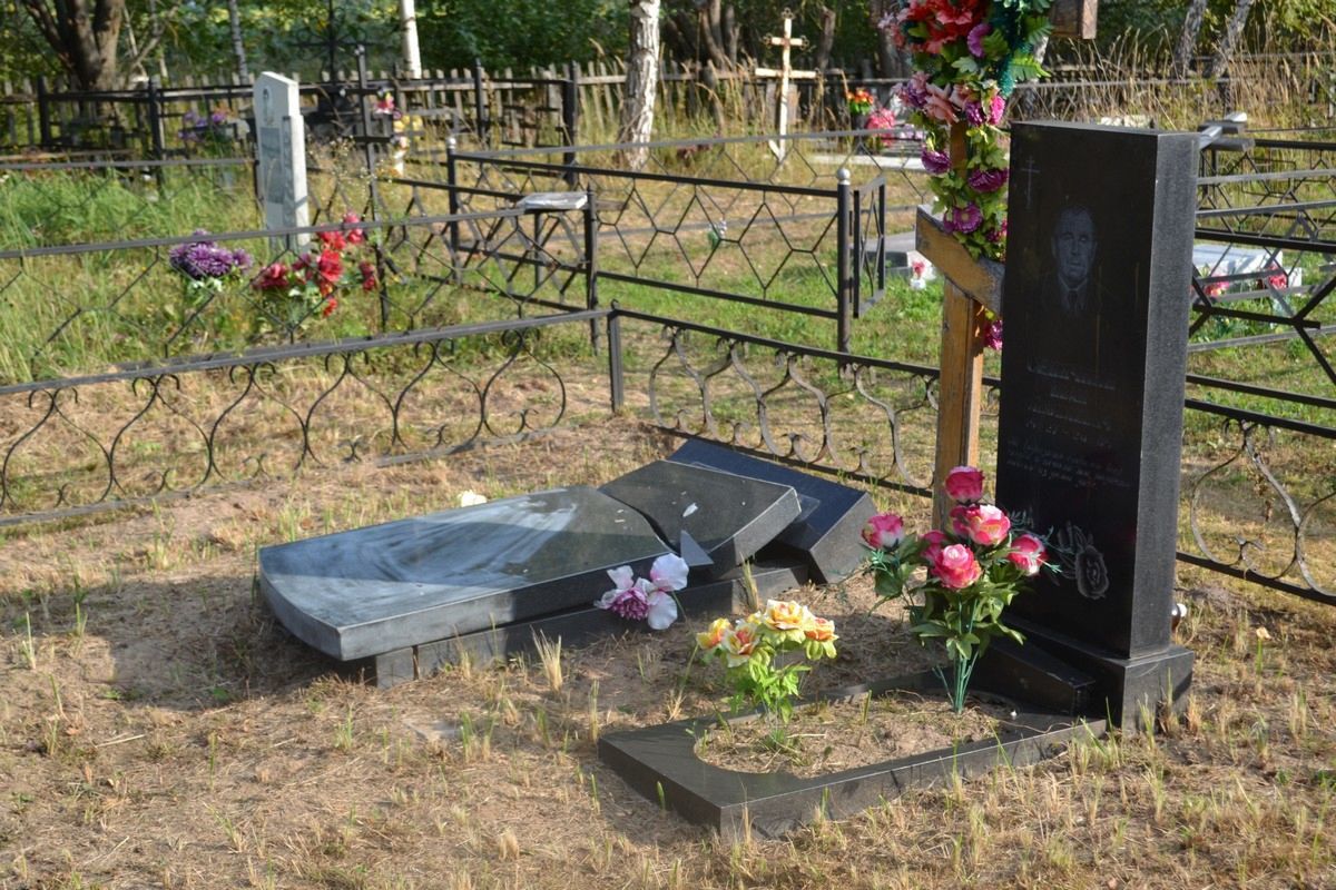 Подростка Рыбновского района подозревают в вандализме. Разрушено 15 могил