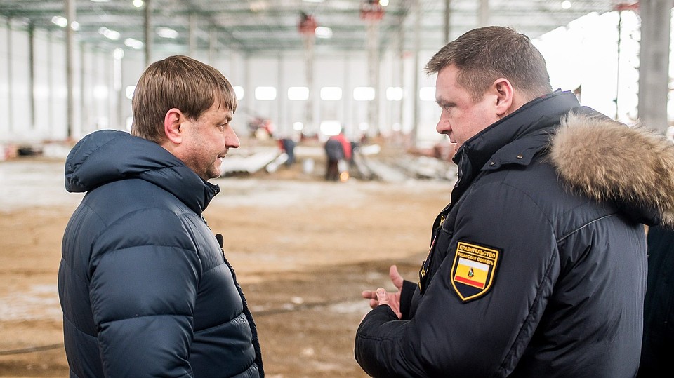 Губернатор посетил строительство распределительного центра в Рыбновском районе