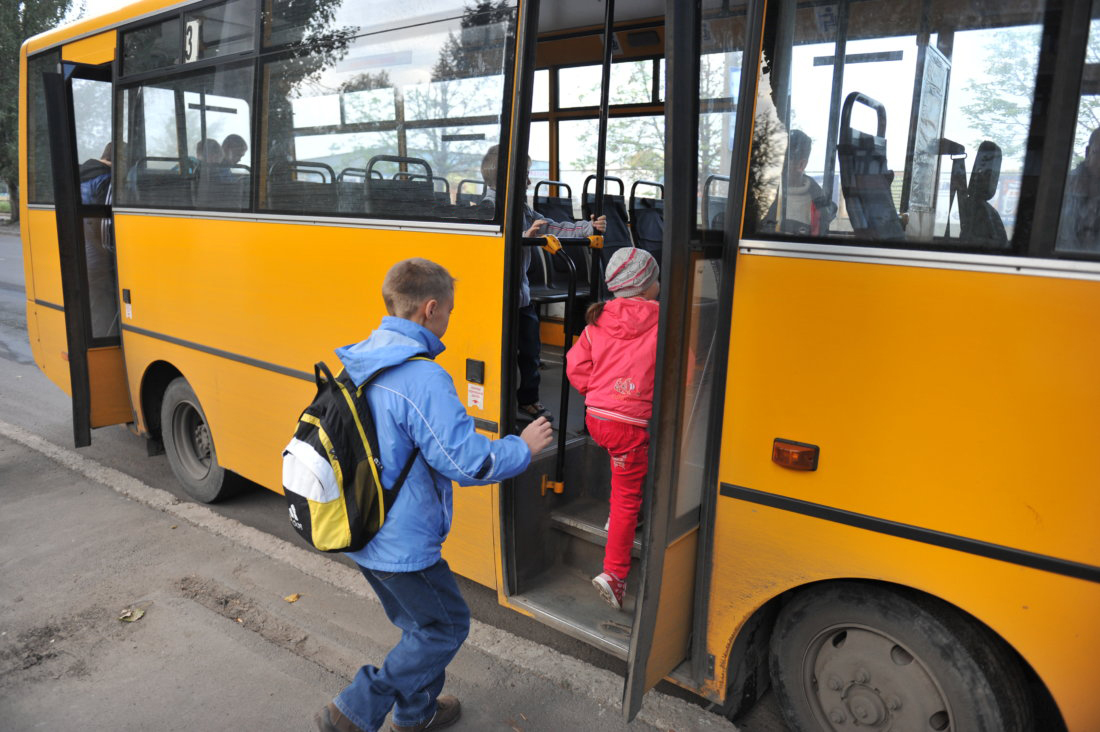 Курские школьники продолжат бесплатно ездить в городском транспорте