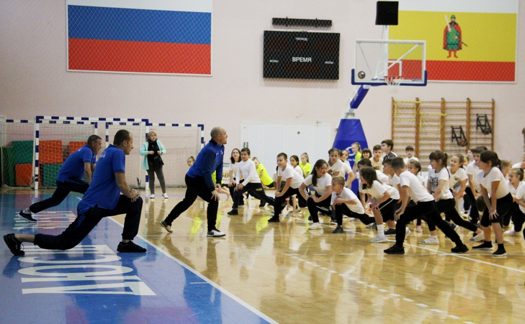 В ФСК «Звезда» состоялось мероприятие посвященное Всероссийскому Дню тренера