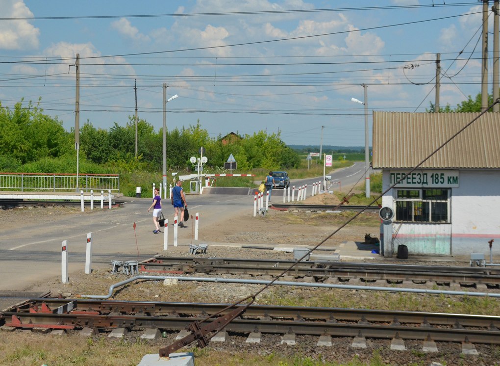 15 сентября в Рыбном закроют движение через железнодорожный переезд
