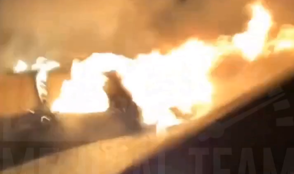 В Рыбновском районе в результате ДТП сгорел автомобиль. Видео