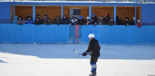 Хоккей в Рыбном