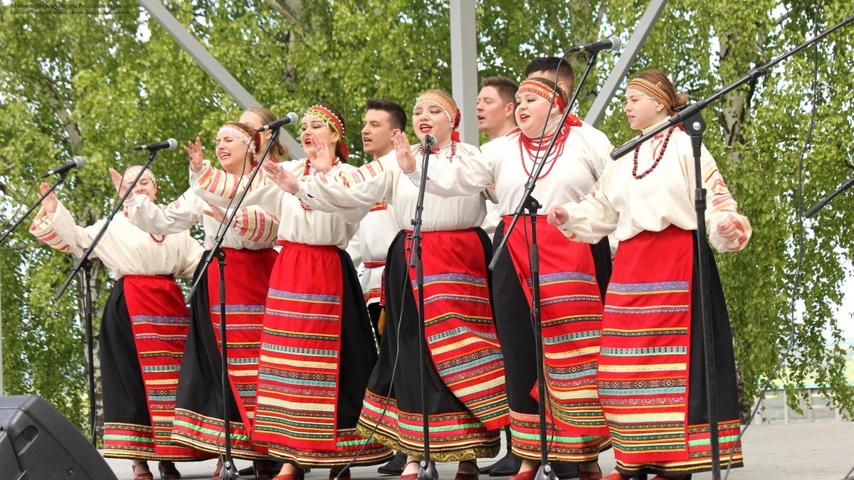 В селе Константиново состоялся фестиваль «Красная горка»
